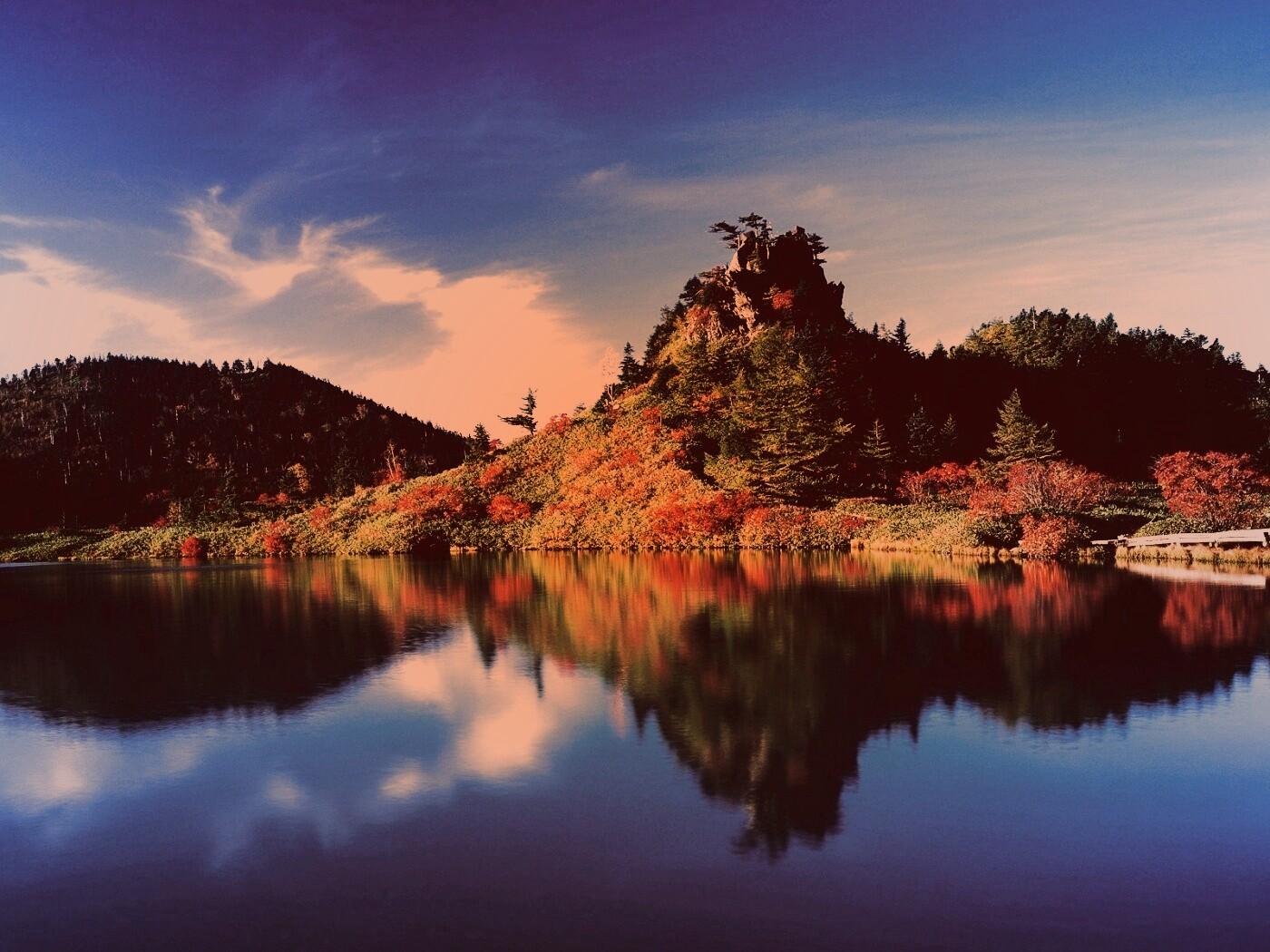 Берег озера в Японии обои