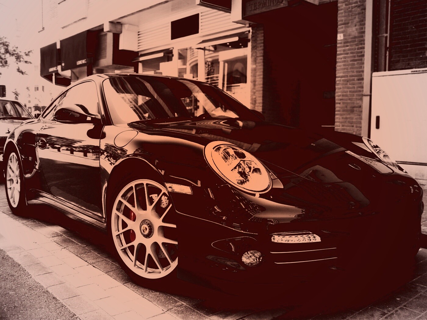 Чёрно-белое фото Porsche обои