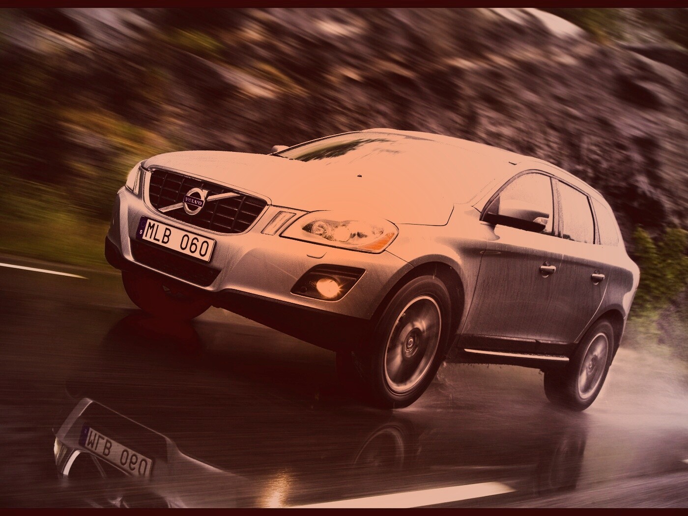 Кроссовер Вольво обои