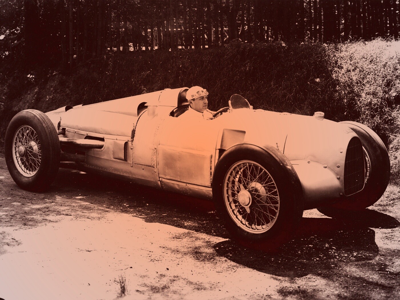 Старинный гоночный автомобиль обои
