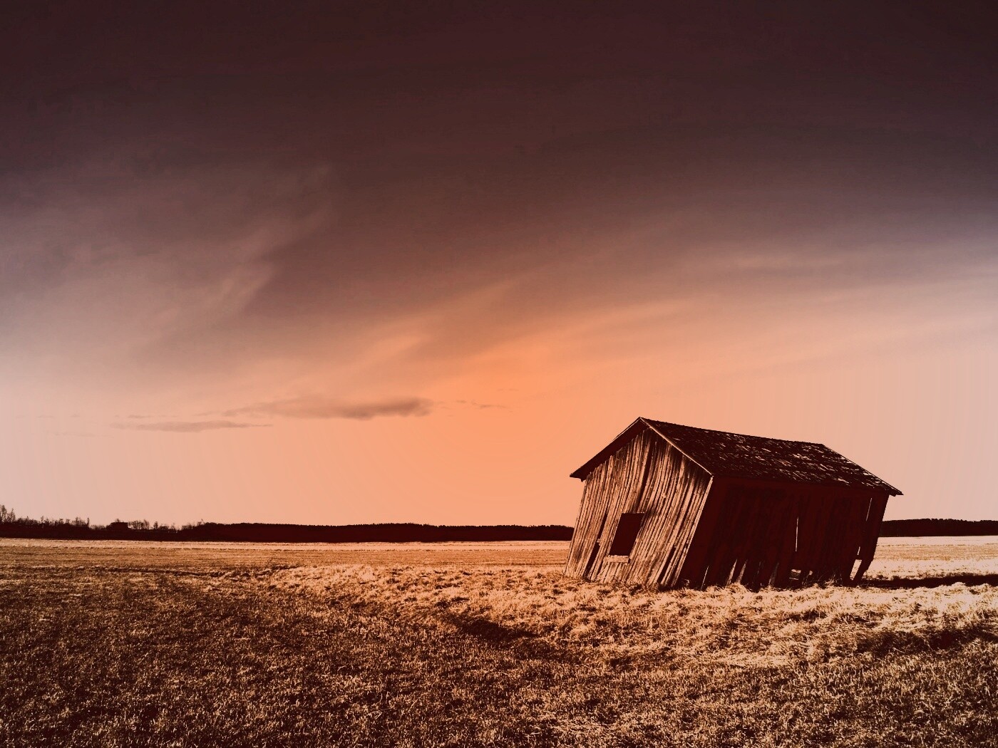 Покосившийся сарай обои