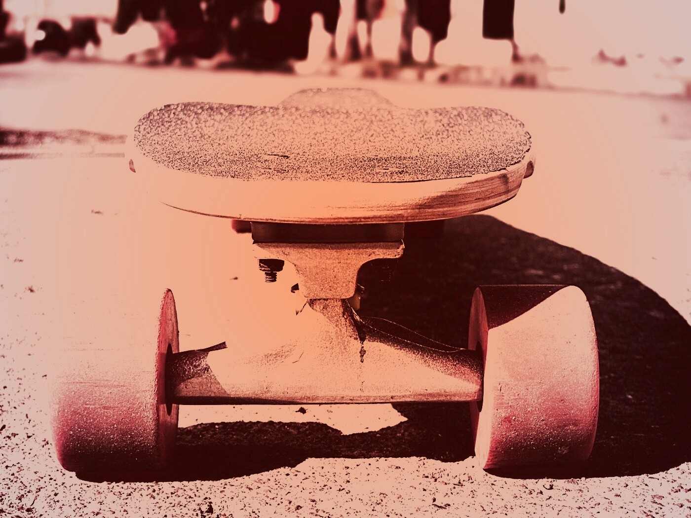 Скейтборд на солнце обои