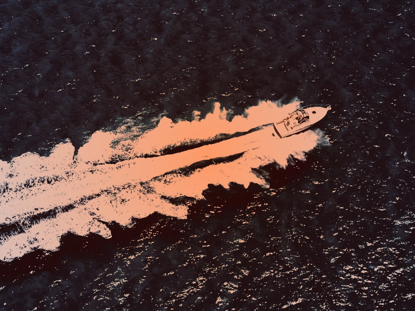 Вид на катер обои