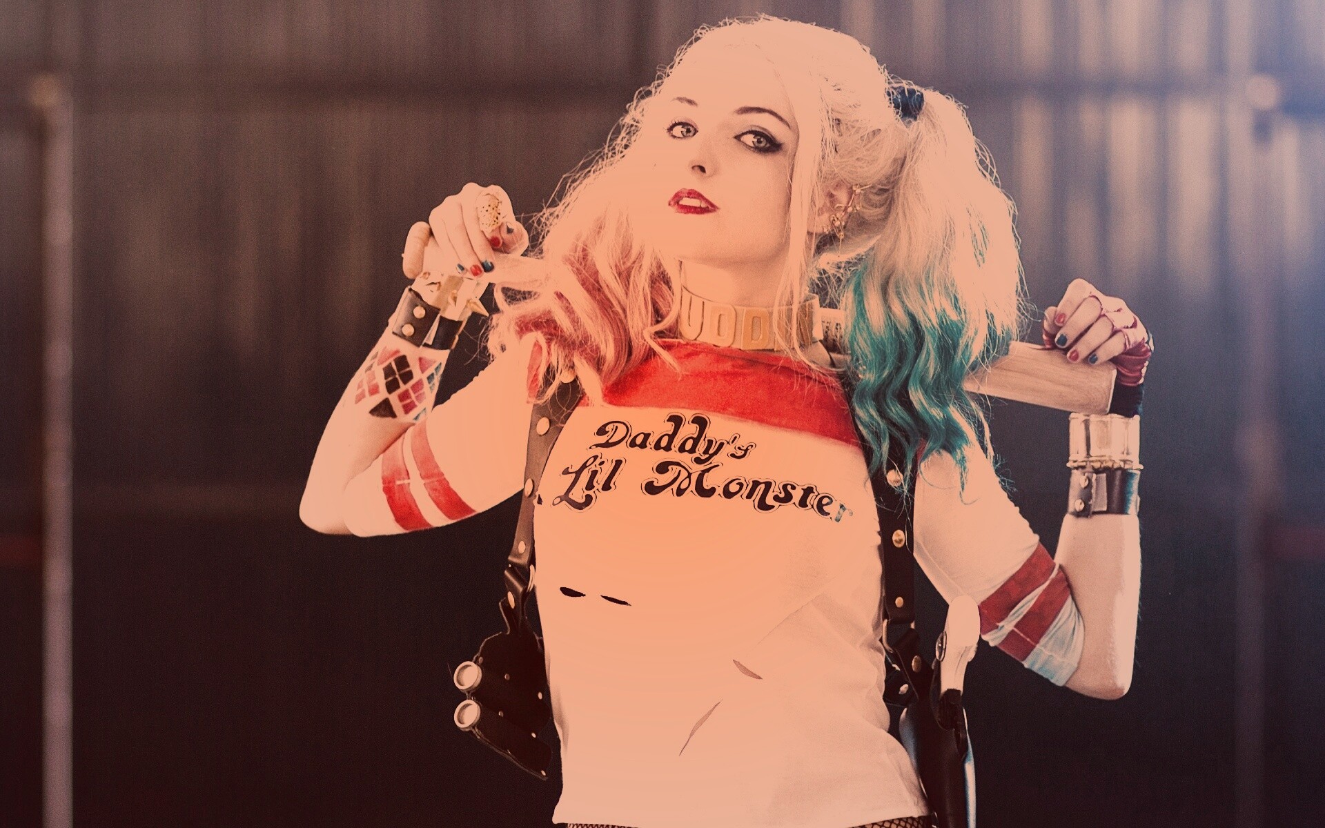 Daddy's lil monster обои