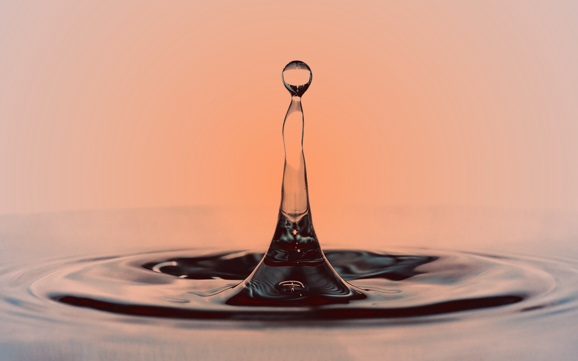 Падение капли обои