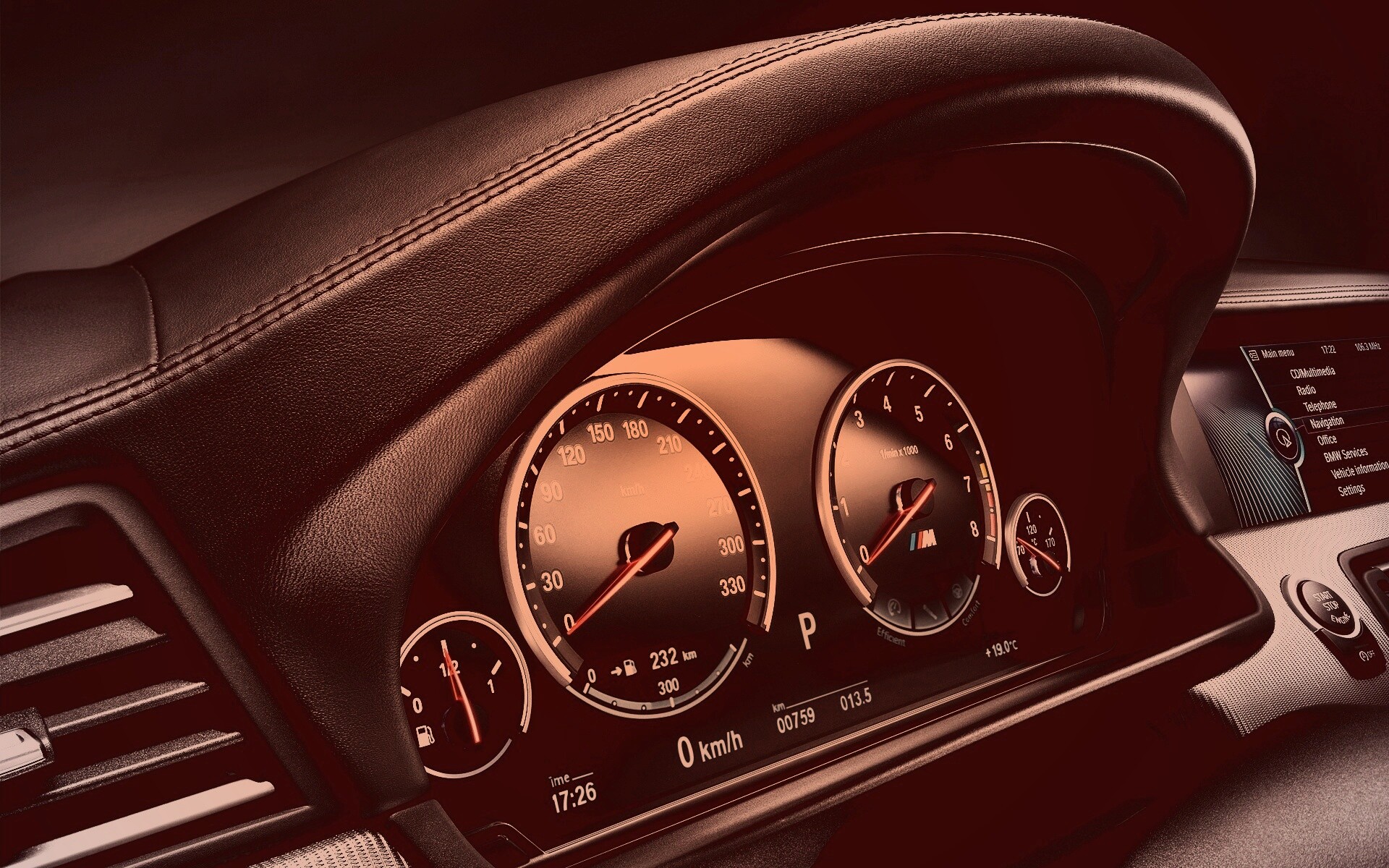 Приборная панель BMW F10 обои