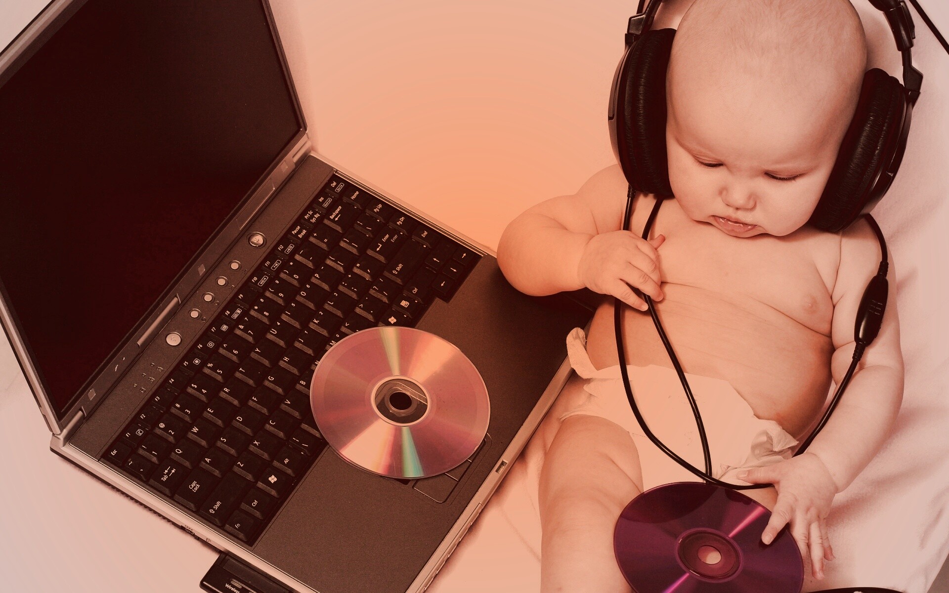 Маленький диск жокей обои