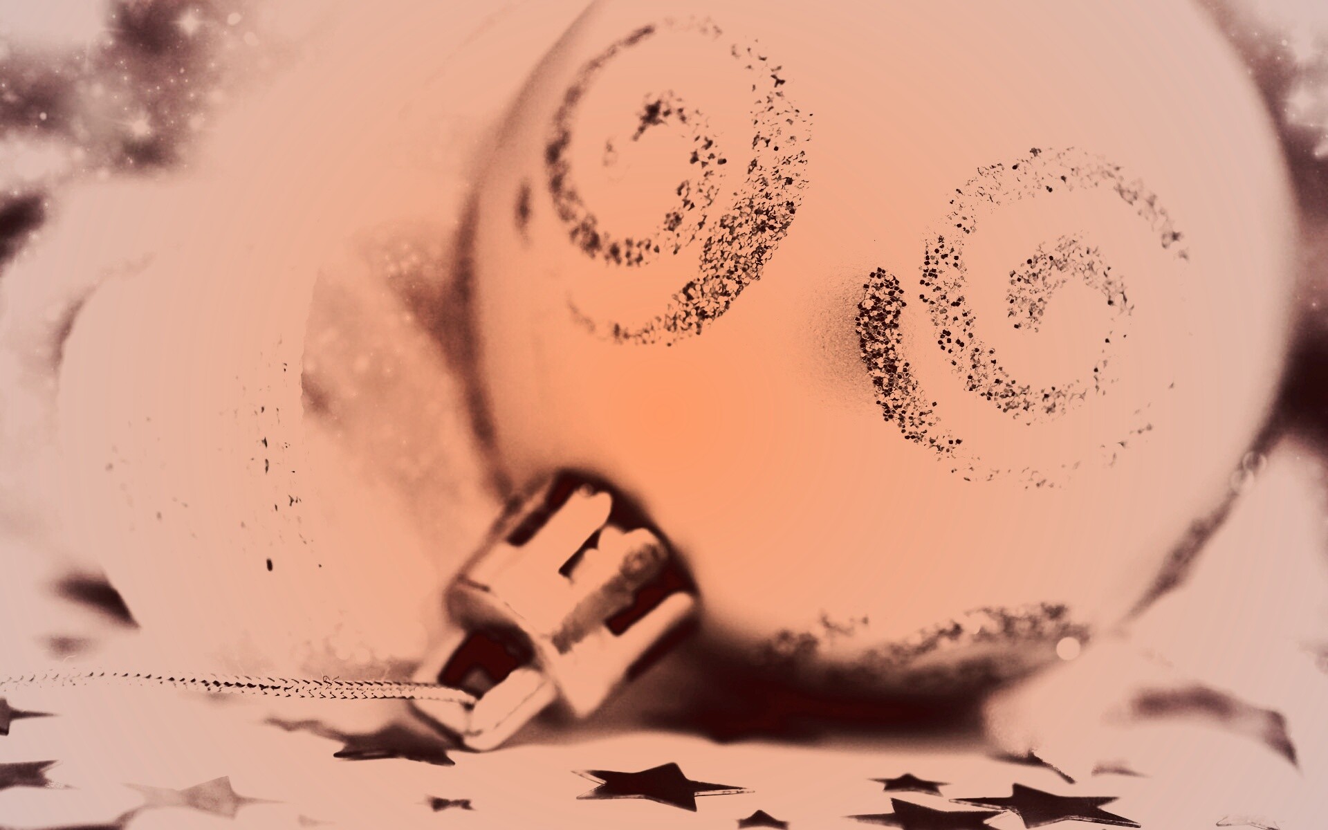 Ёлочный шарик белого цвета обои