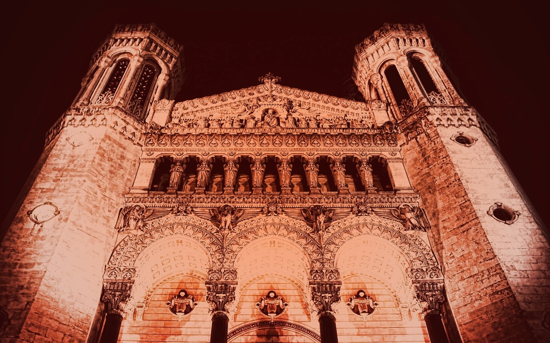 Базилика Нотр-Дам-де-Фурвьер обои