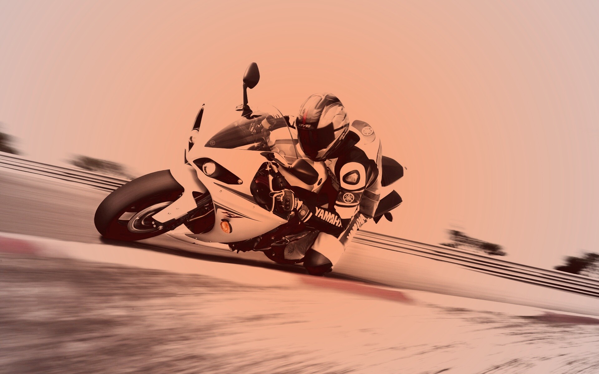 Человек на мотоцикле обои
