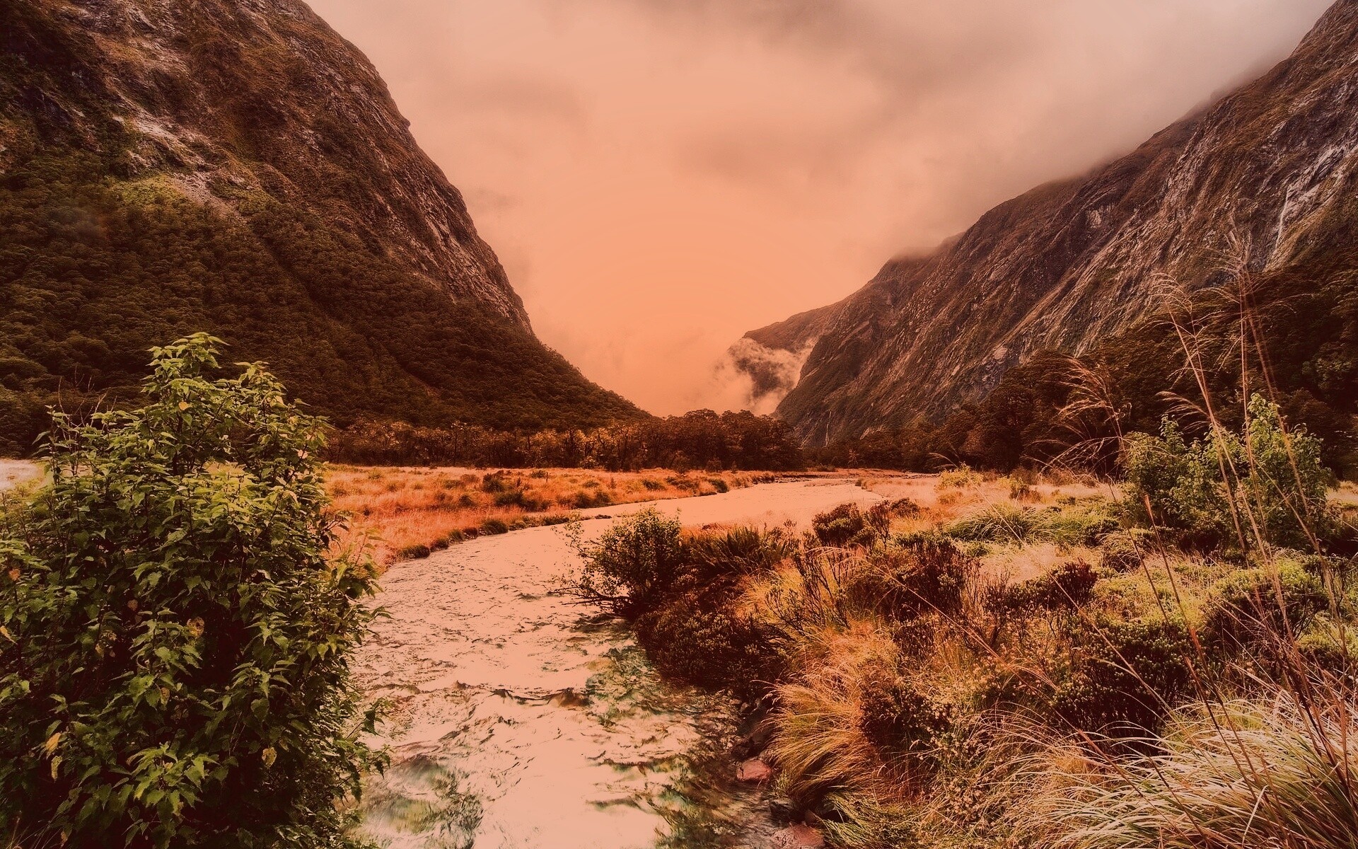 Горная река обои