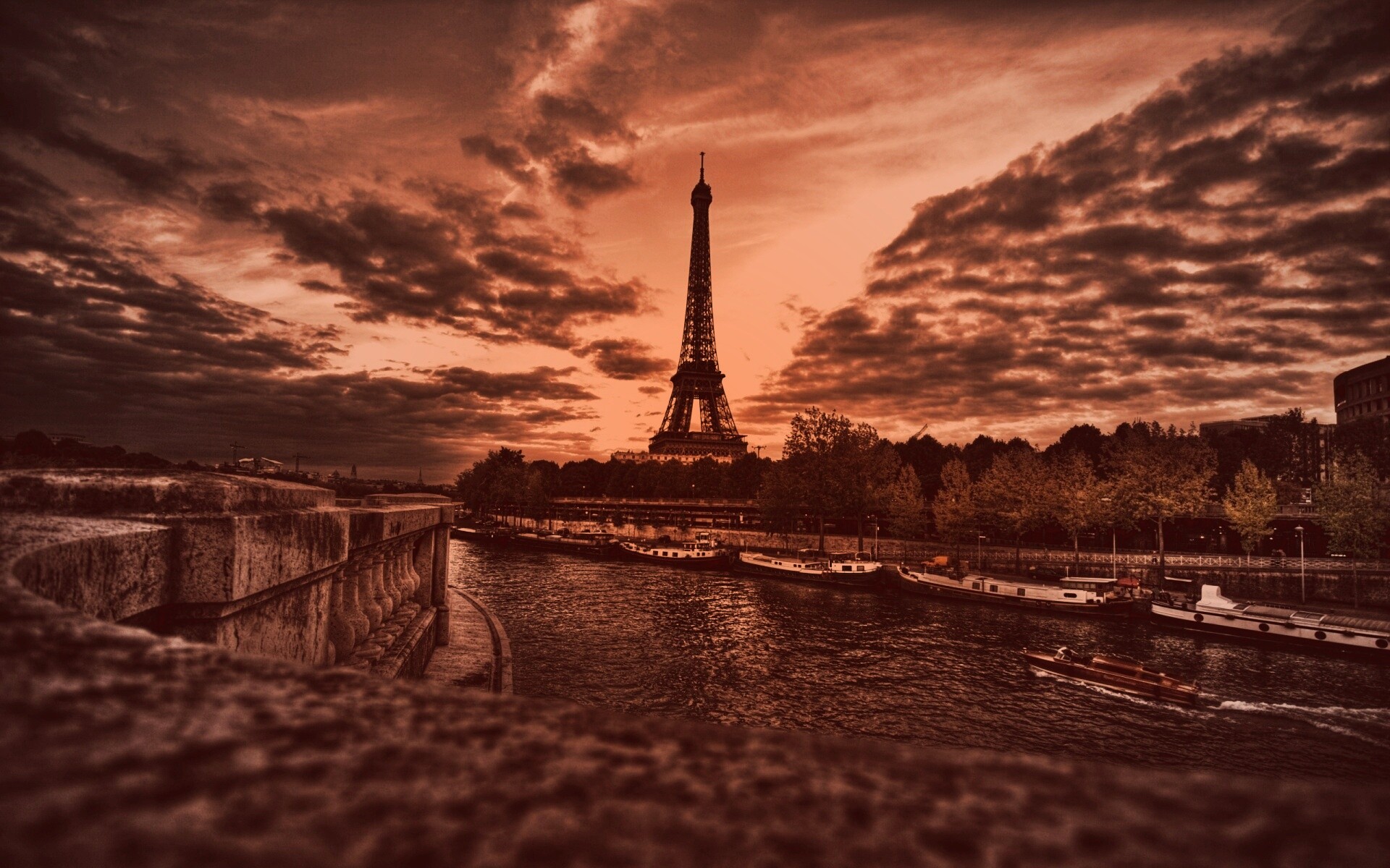 Башня Эйфеля в Париже обои