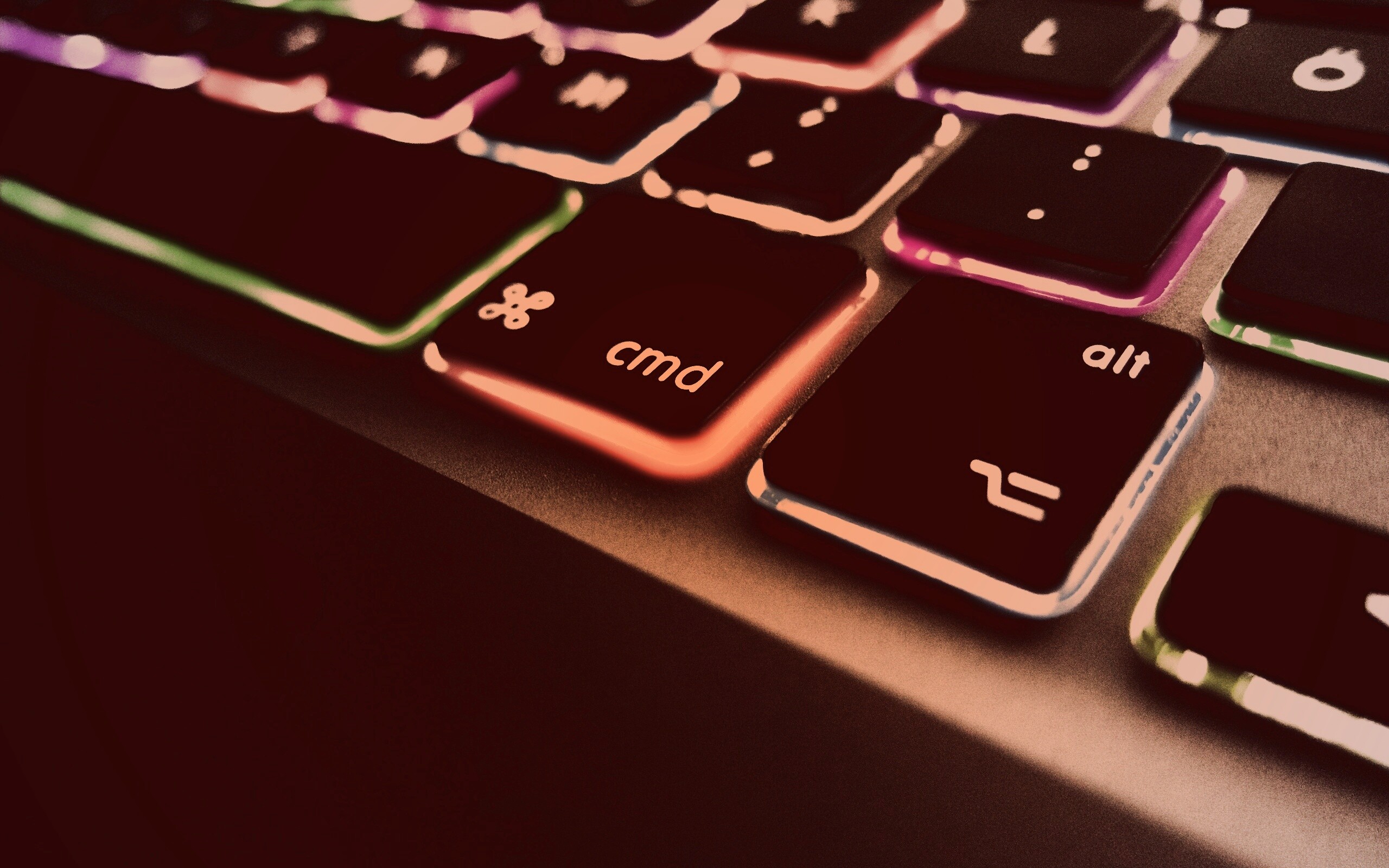 Разноцветная клава макбука обои