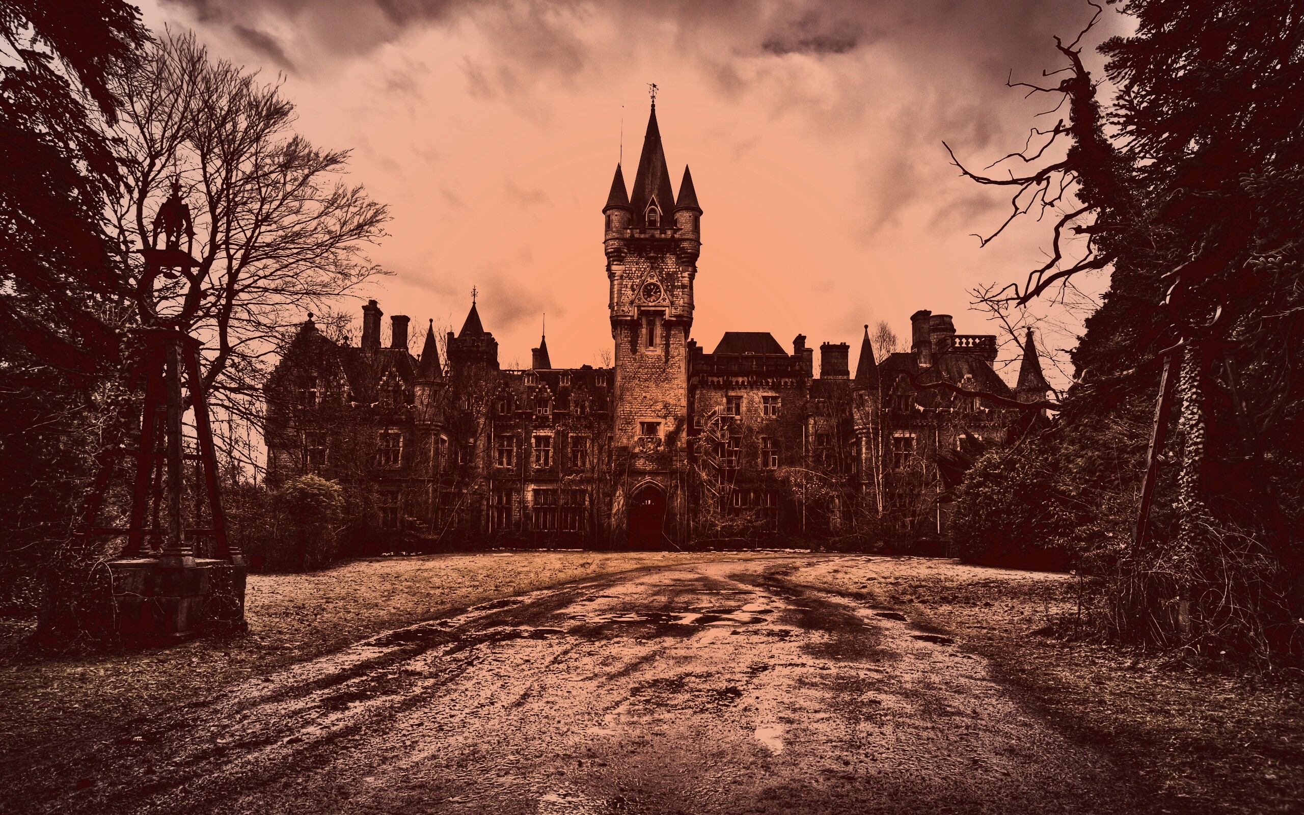 Разрушающийся замок обои