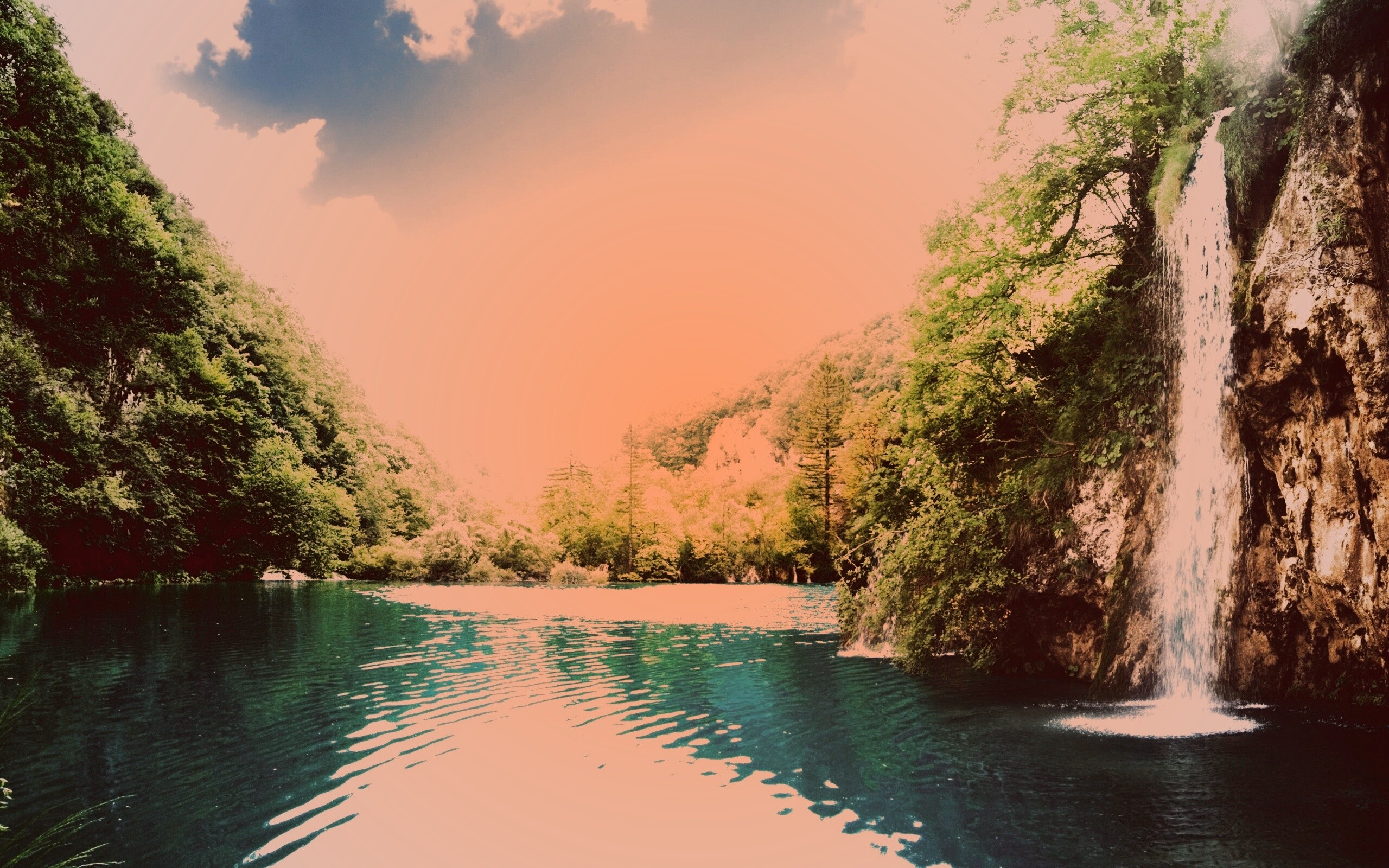 Водопад у реки обои