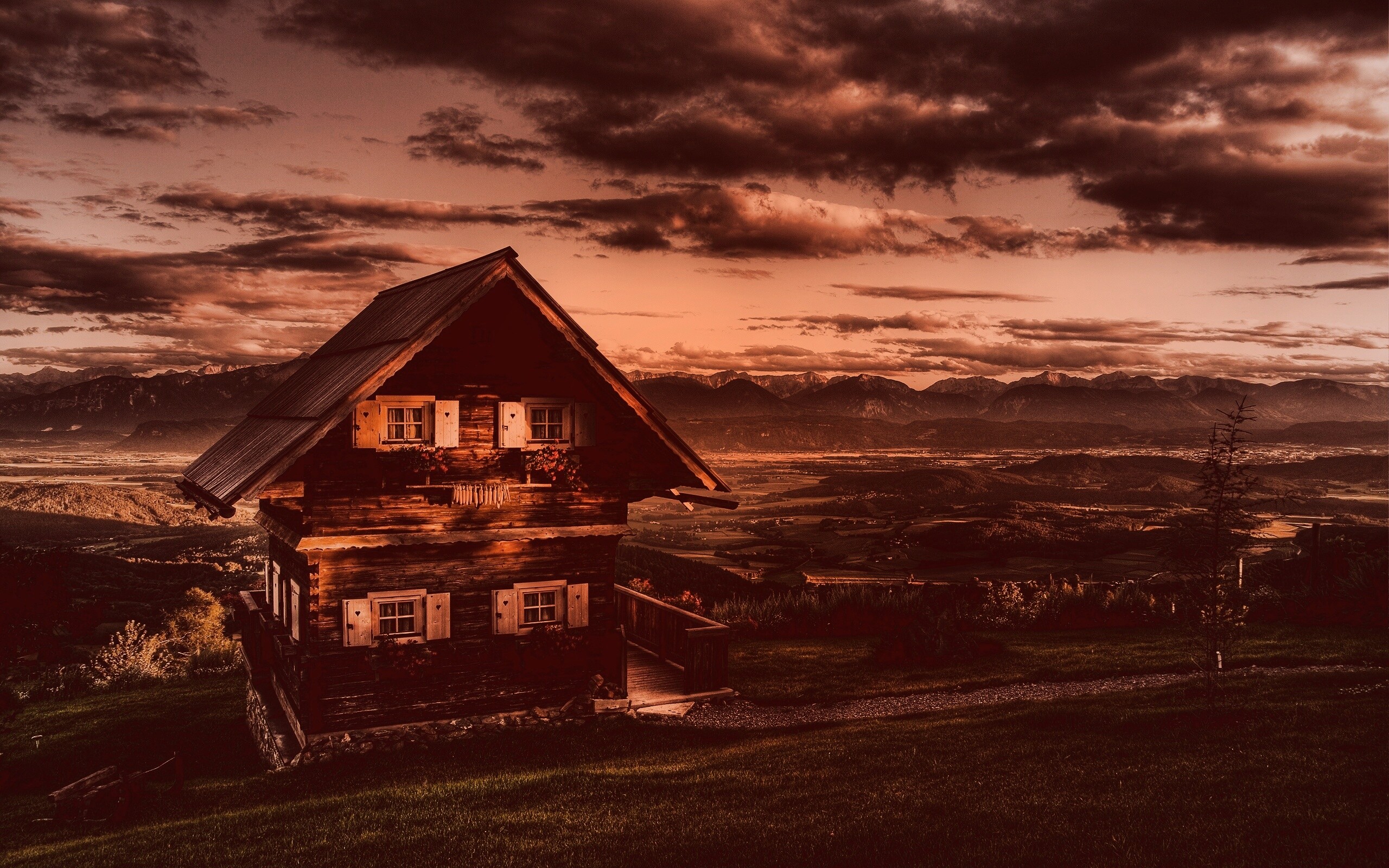 Старенький дом в Австрии обои