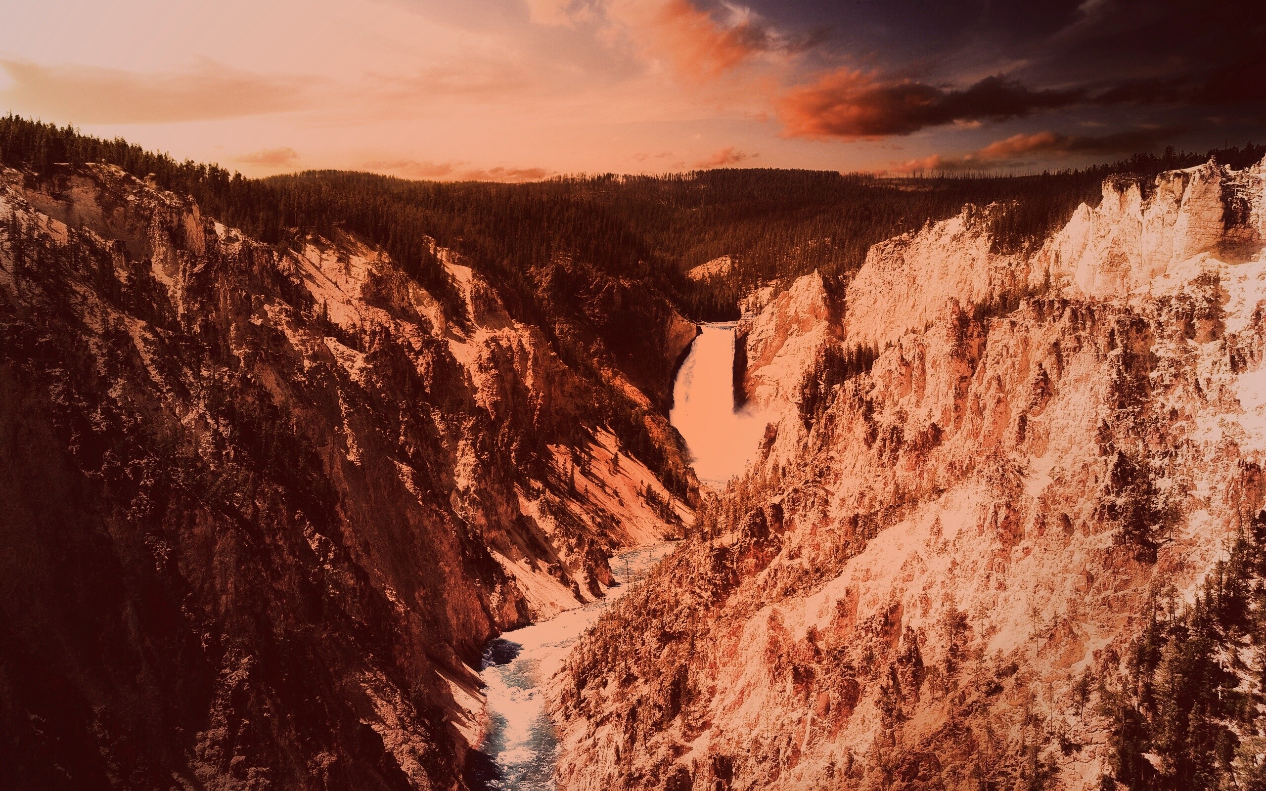 Водопад в скалистой местности обои