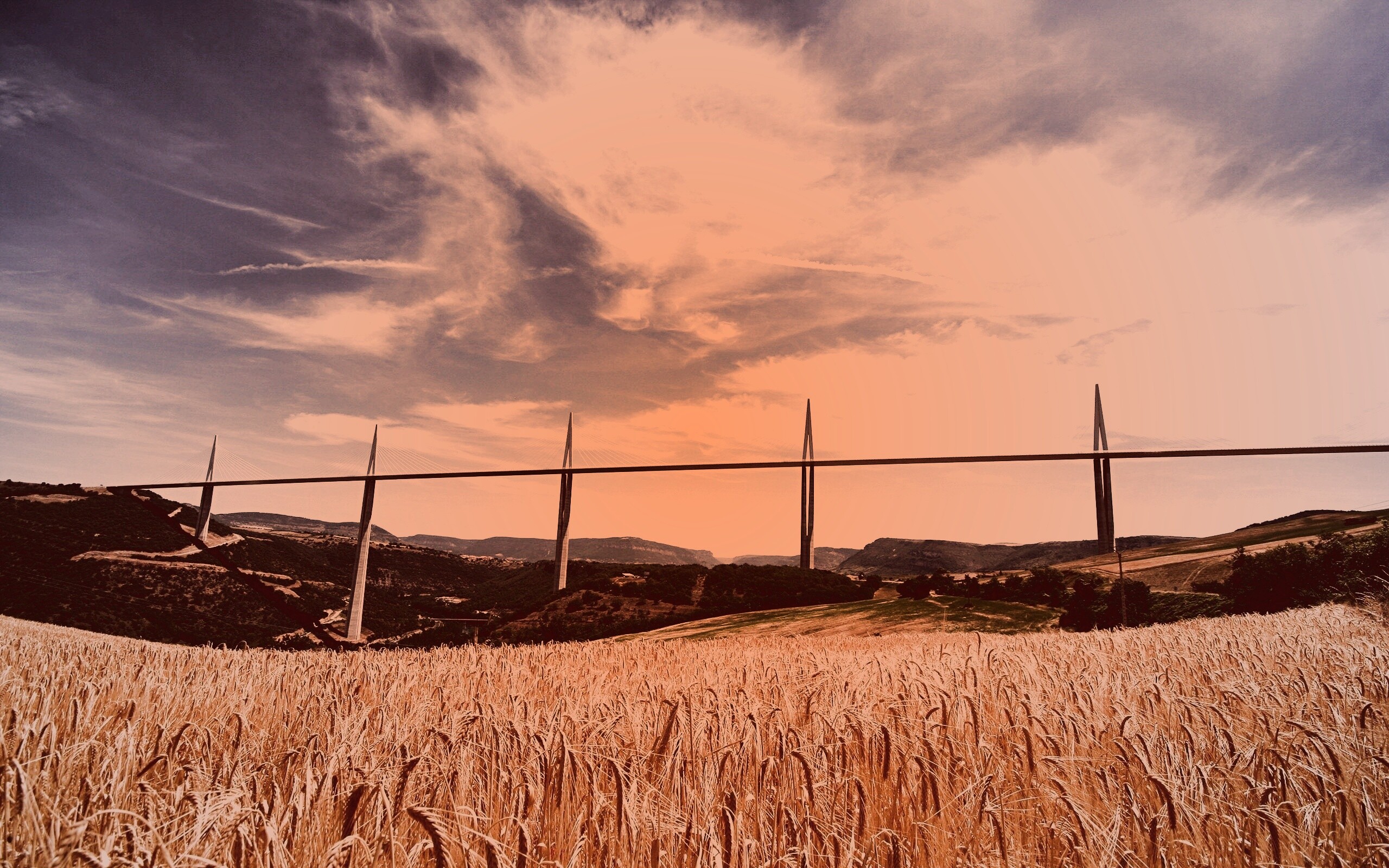 Мост над долиной обои