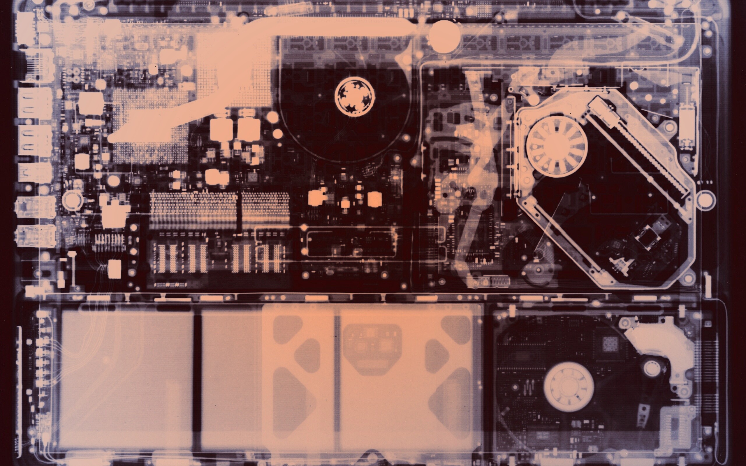 Рентгеновский снимок ноутбука обои