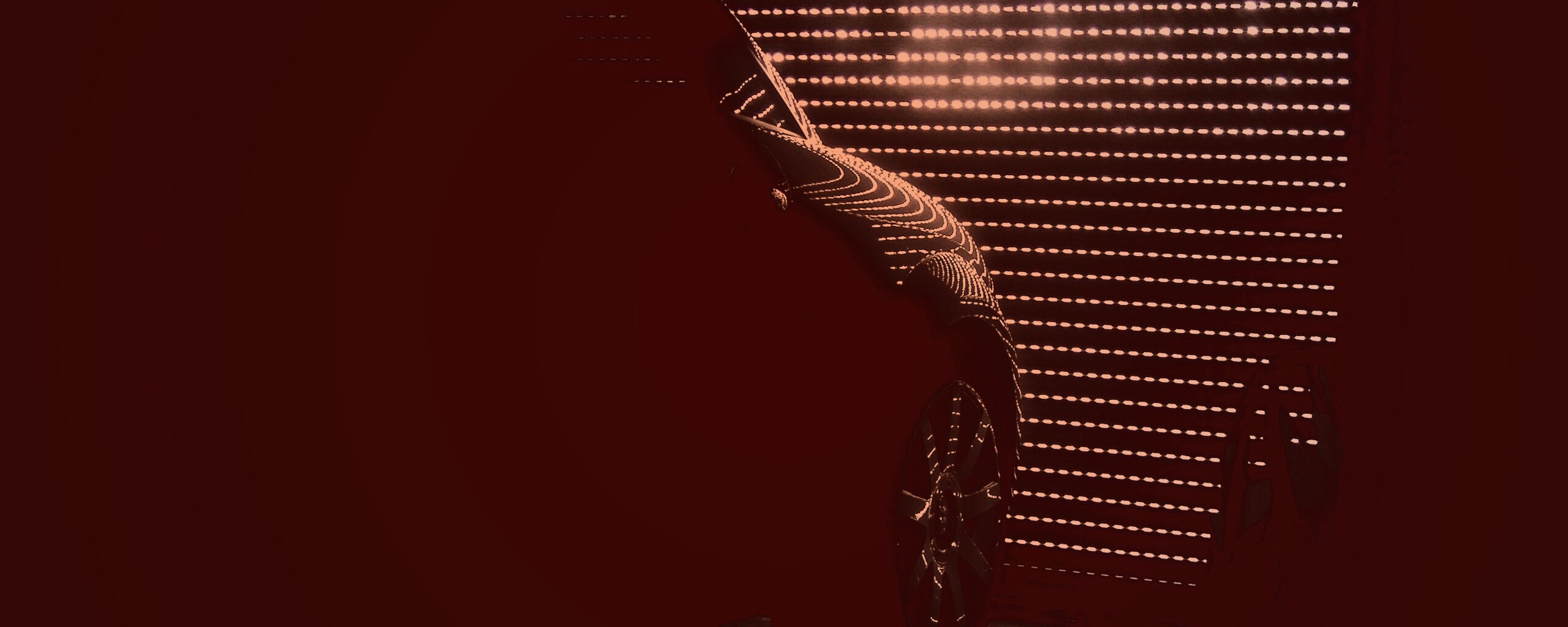 Машина в закрытом гараже обои