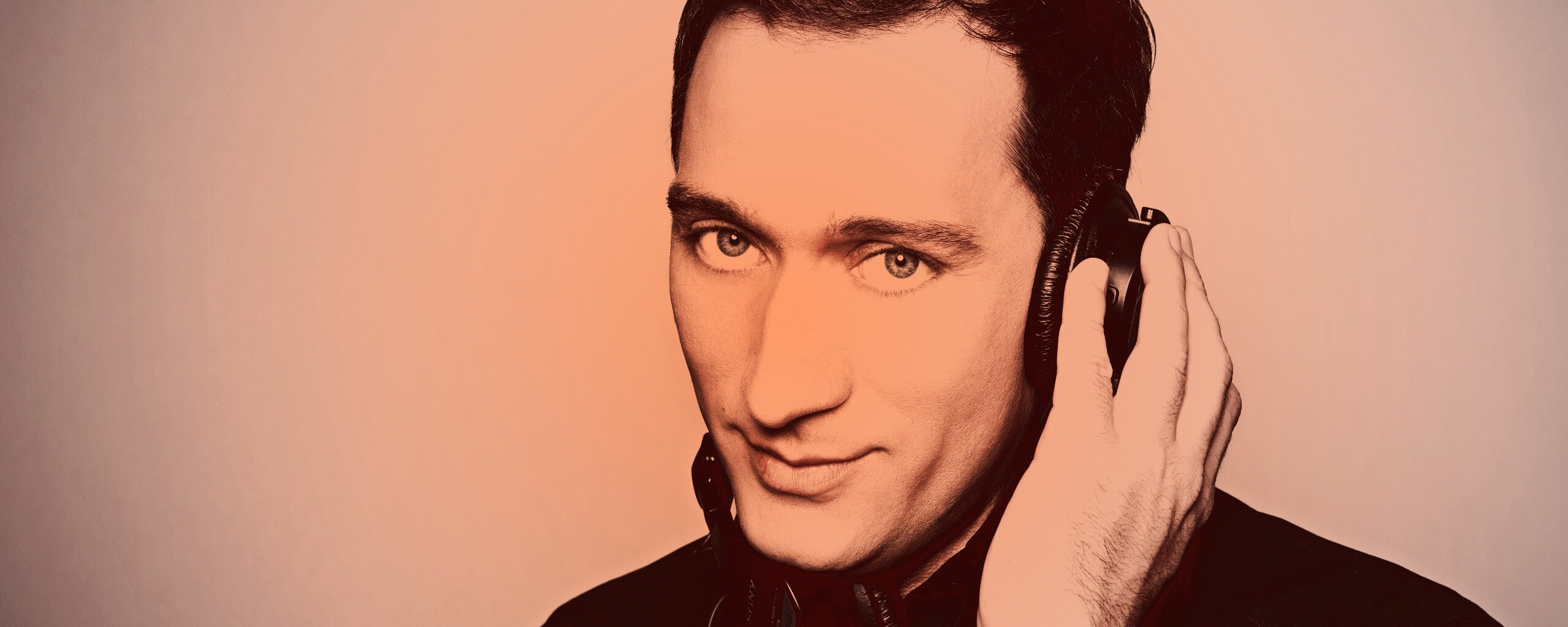 Сероглазый парень обои