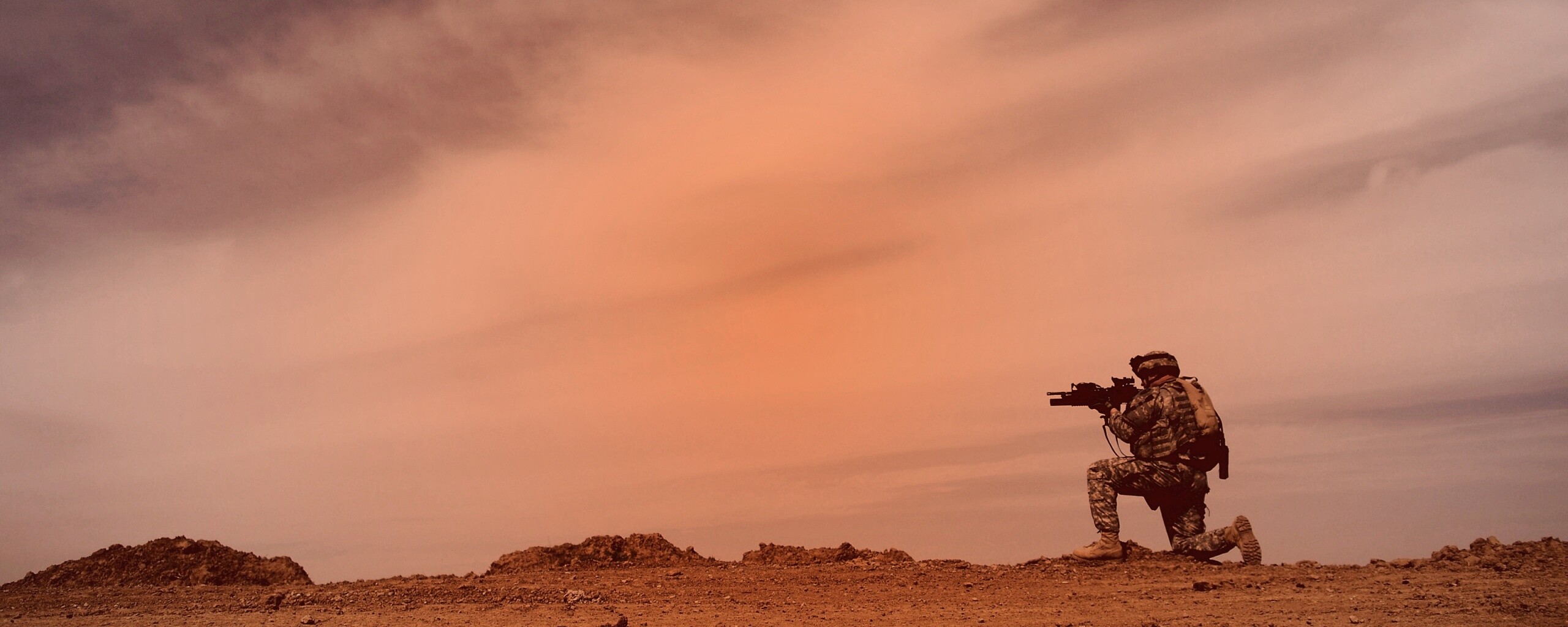 Стрельба с колена обои