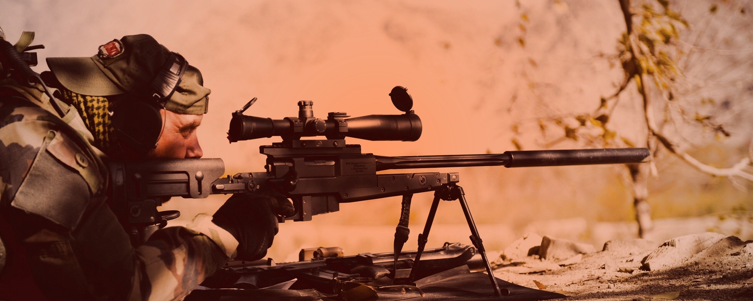 Стрелок в засаде обои