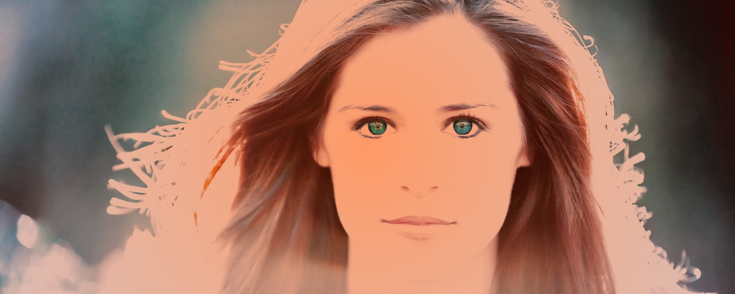 Девушка с голубыми глазами обои