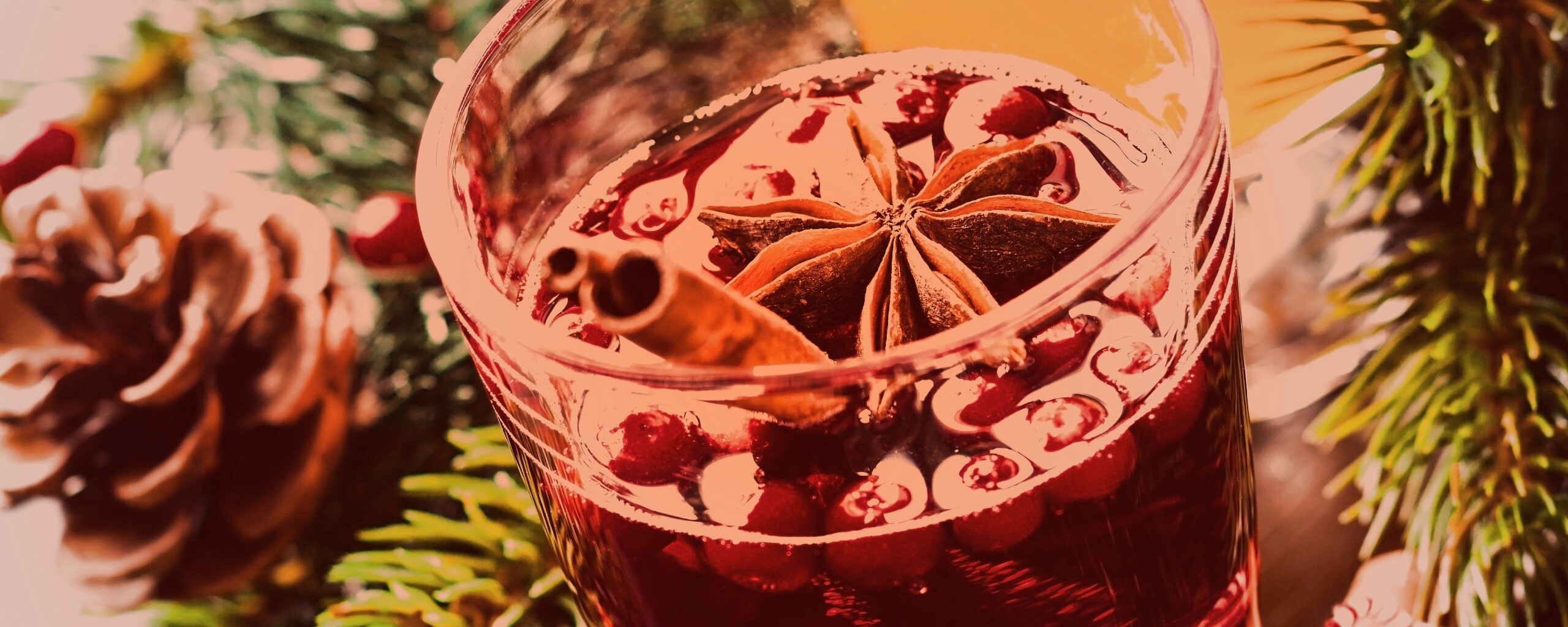 Глинтвейн с палочкой корицы обои