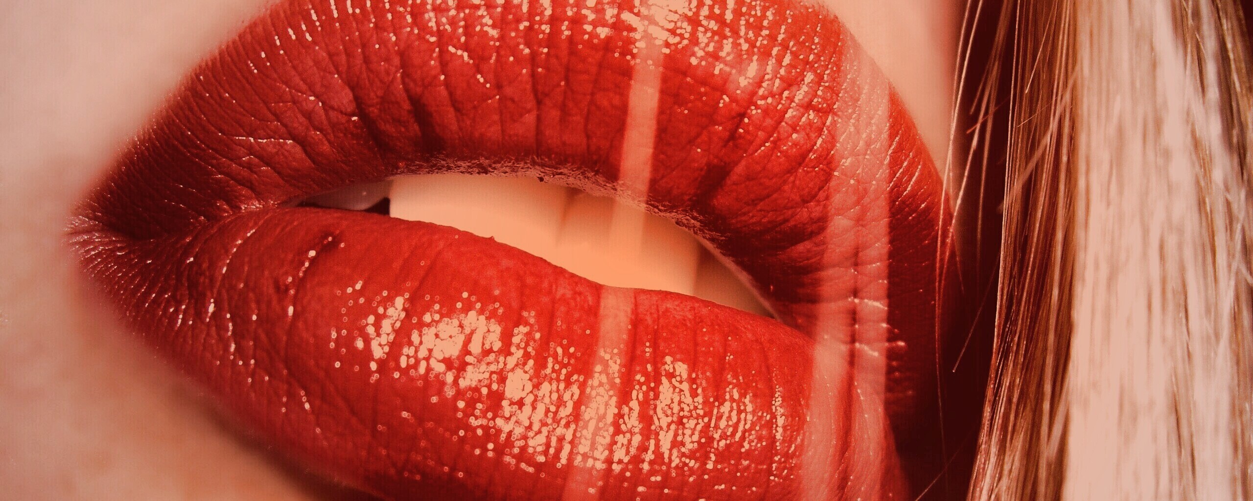 Сочные губы обои