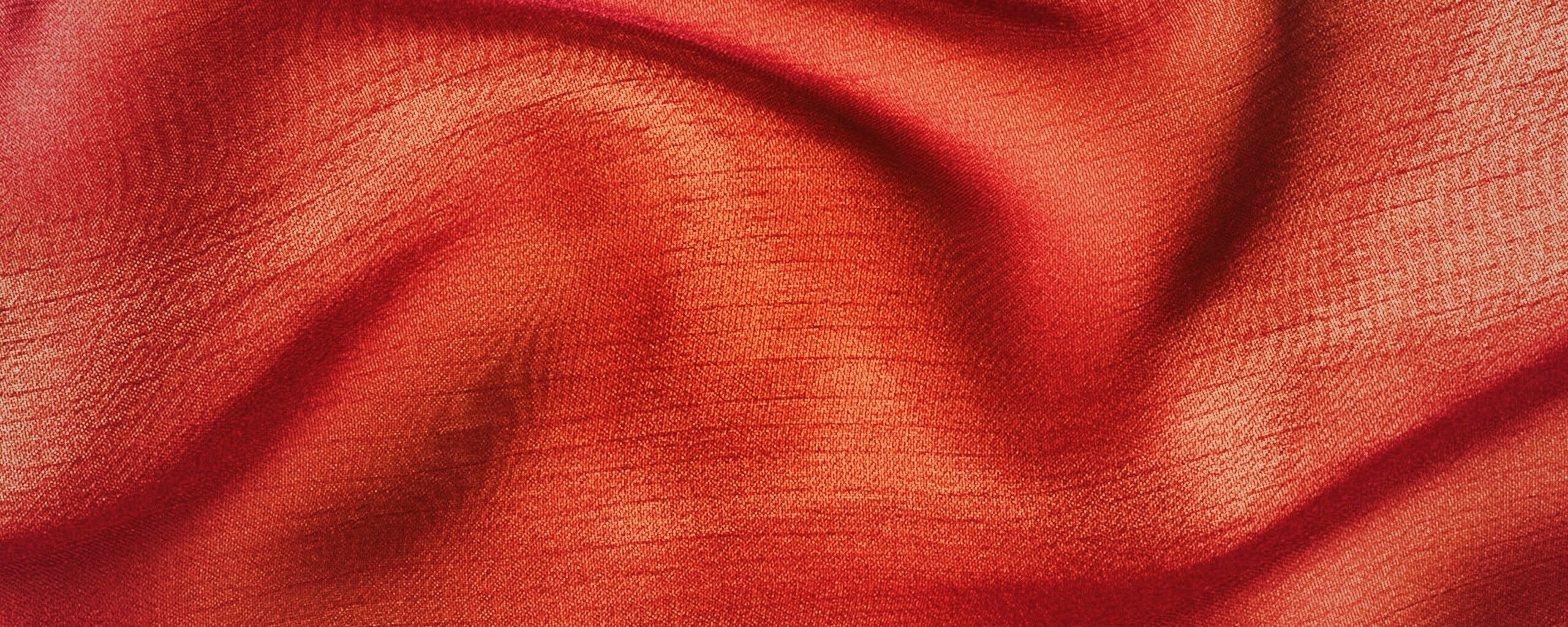 Красный шелк обои