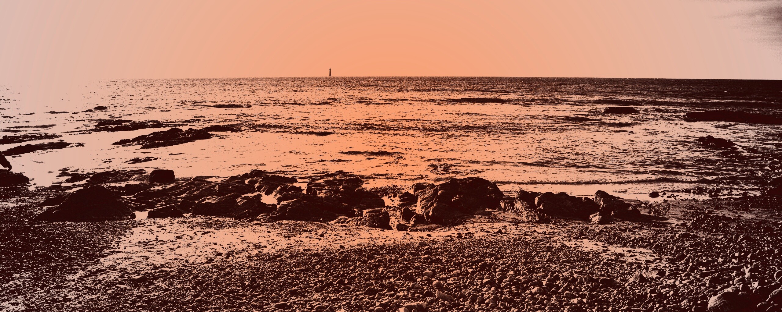 Чёрно-белое фото побережья обои