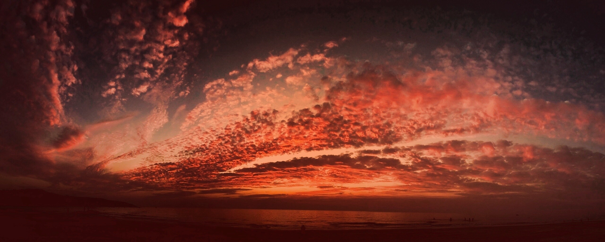 Изумитеьное закатное небо обои