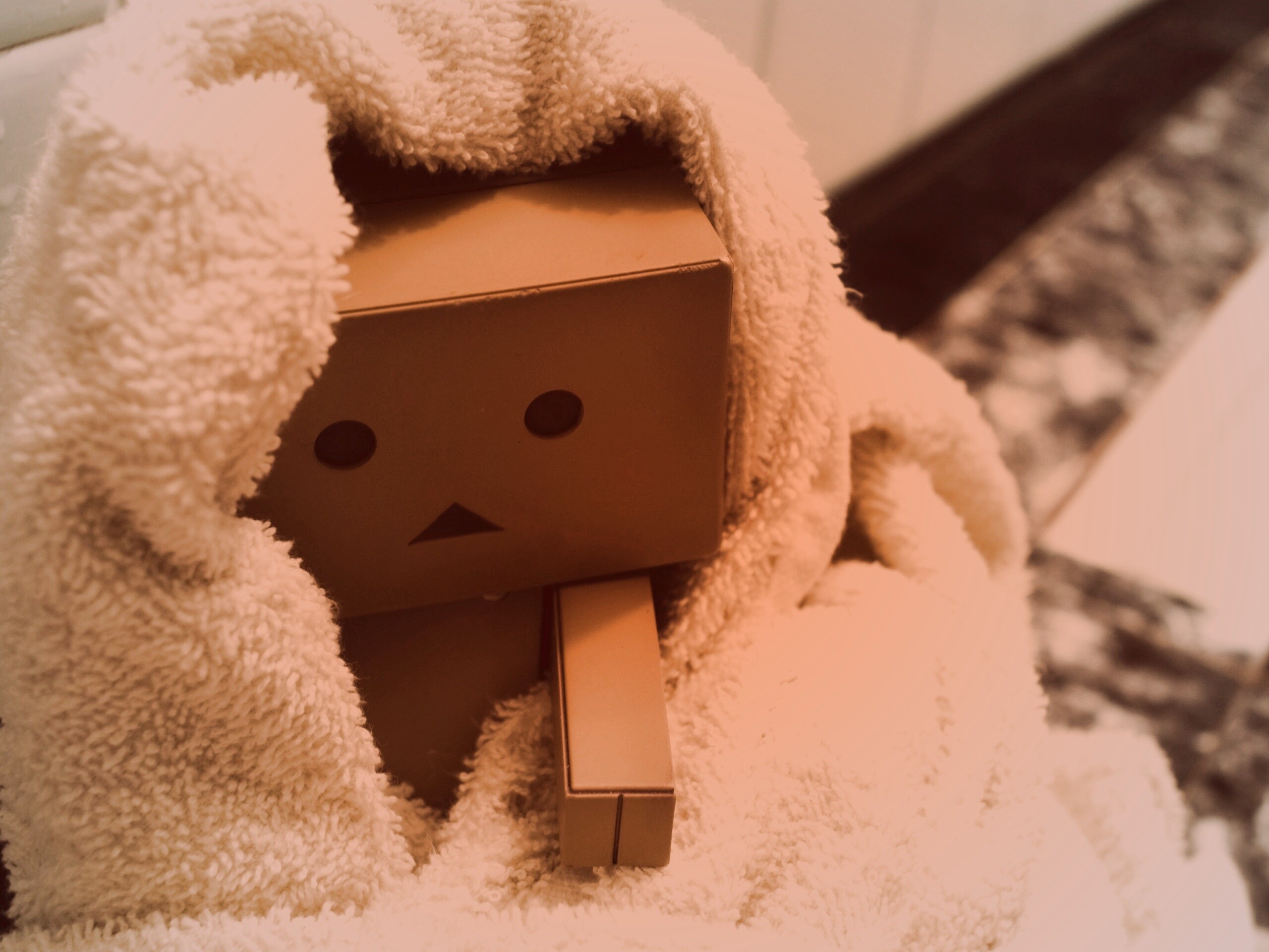 Yotsubato Danbo в полотенце обои
