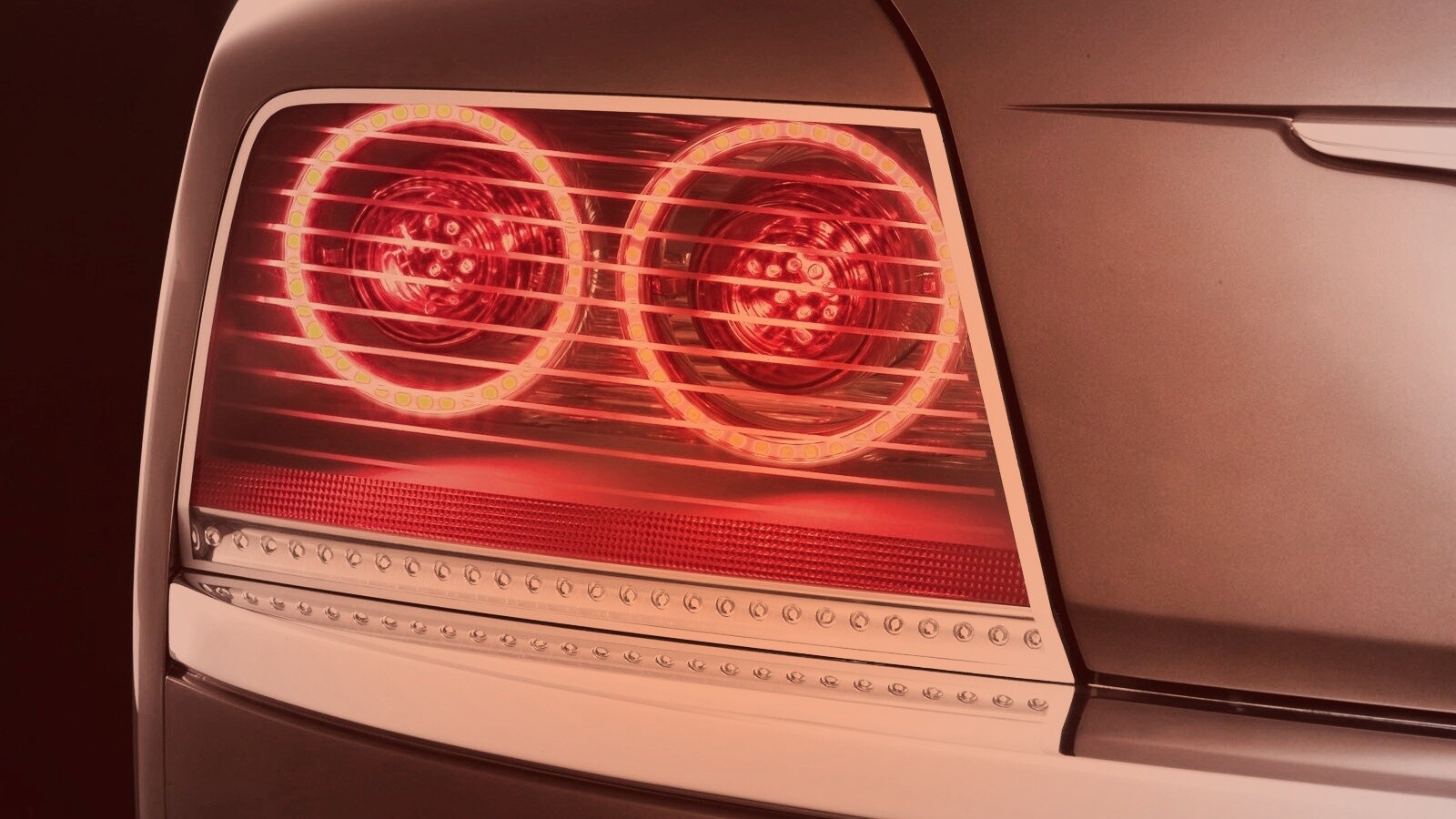 Горящие задние фары обои