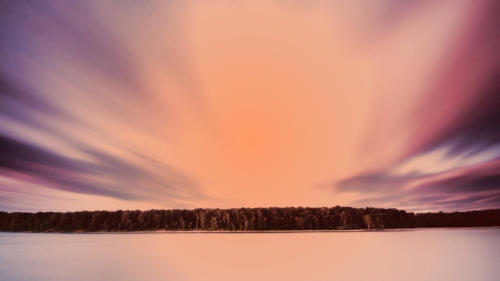 Вечернее небо над озером обои