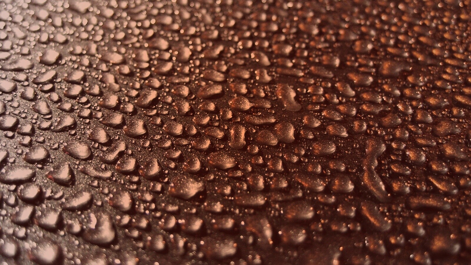 Вода собирается в капли обои