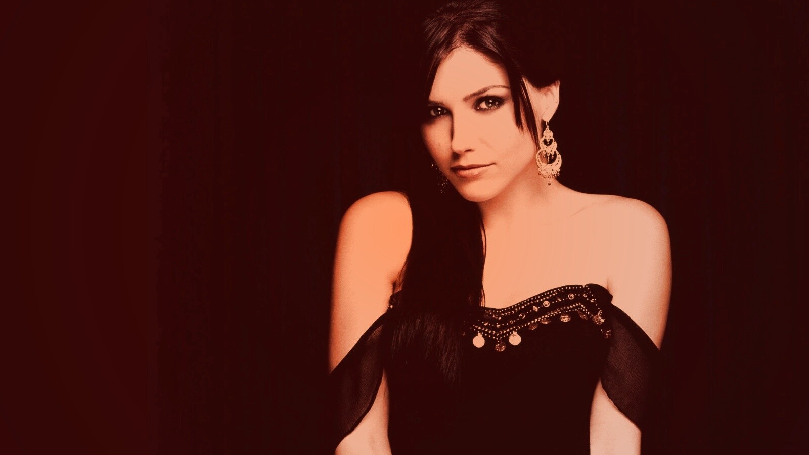 София Буш в черном платье обои