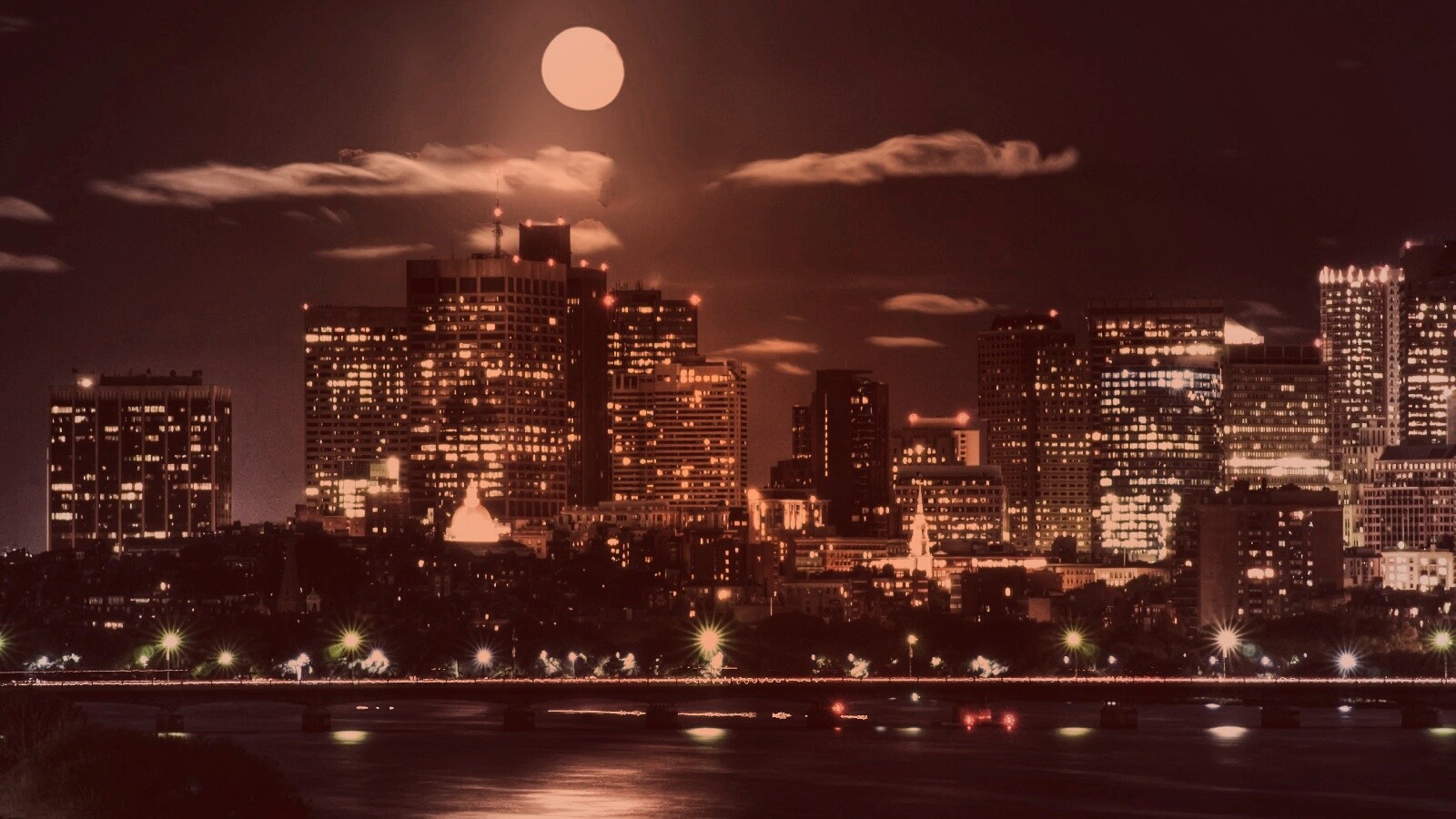 Луна над мегаполисом обои