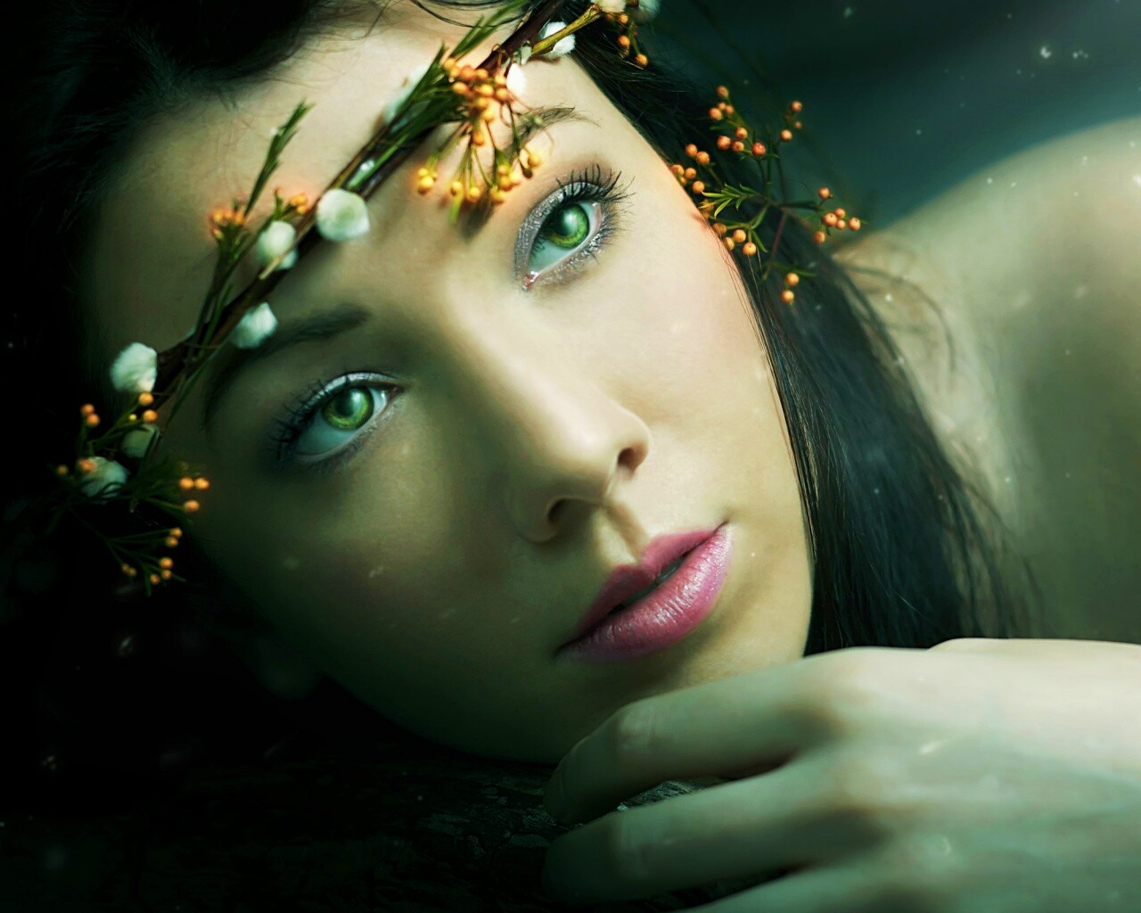 Девушка в венке обои