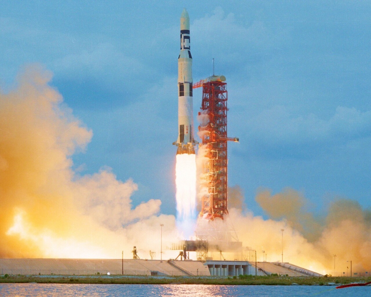 Старт ракеты обои