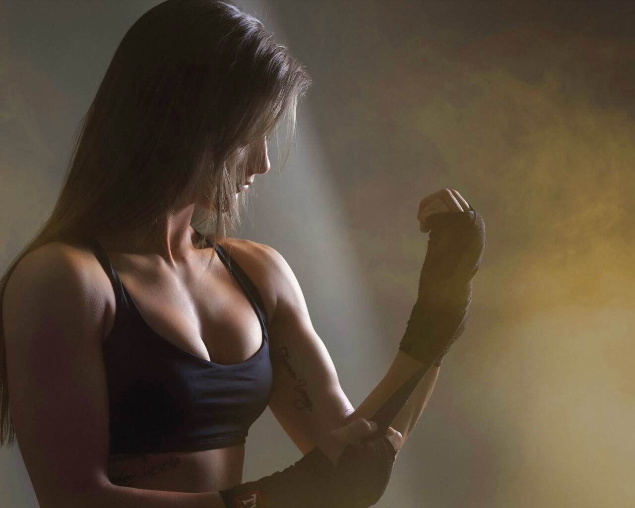 Спортивная девушка обои