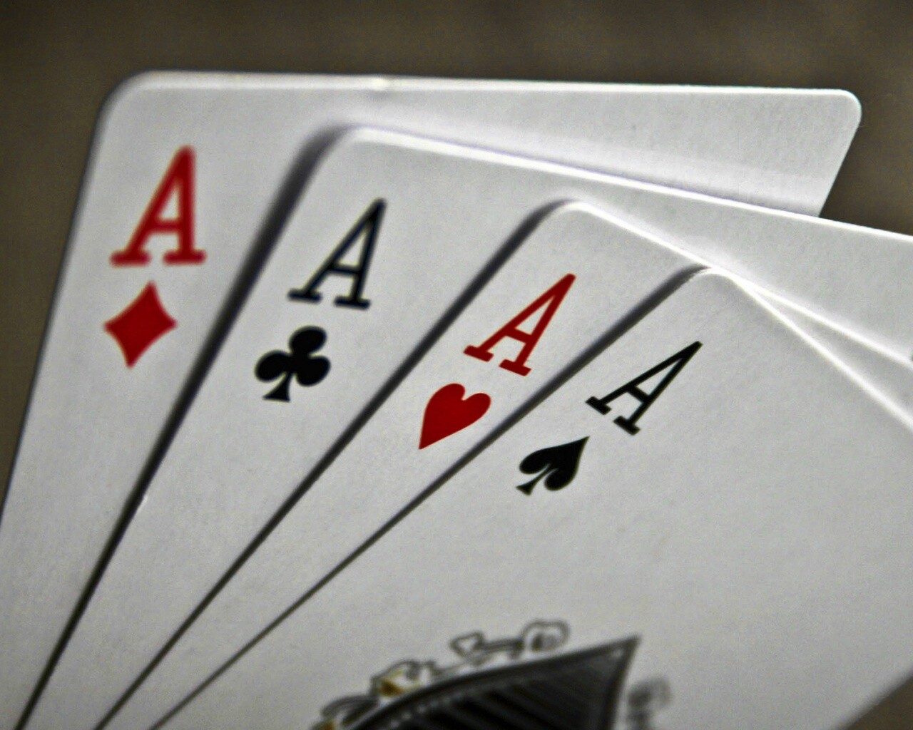 Четыре туза обои