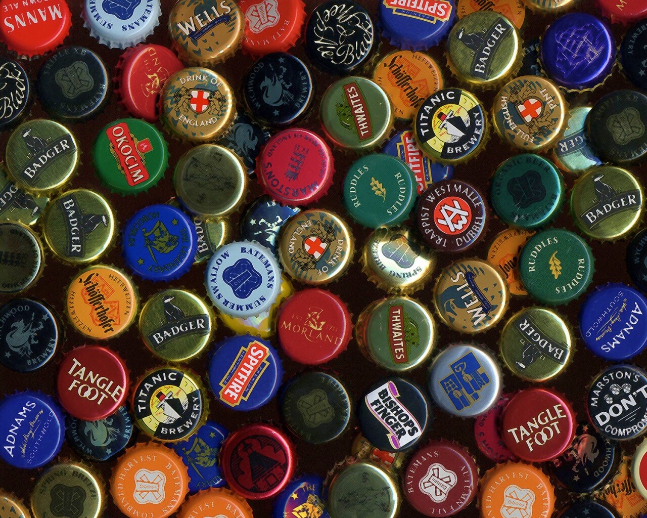 Пивные пробки обои