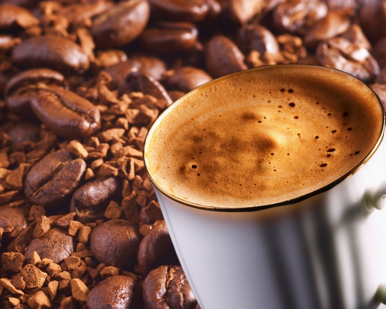 Кружка заварного кофе обои