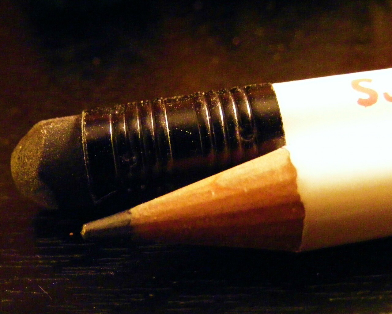 Карандаш обои