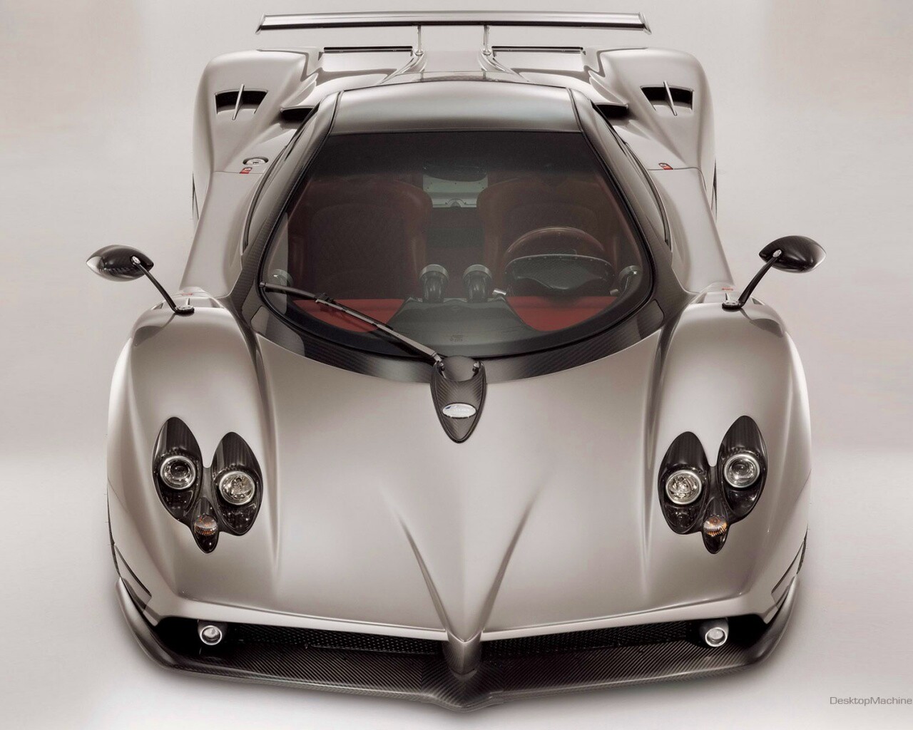 Pagani Zonda спереди обои