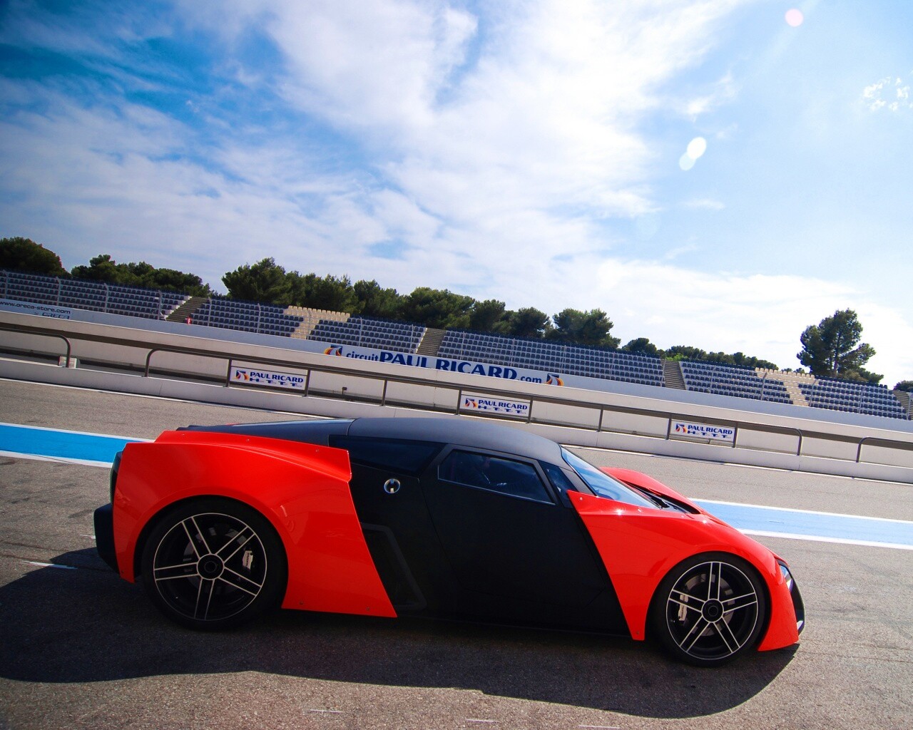 Marussia на треке обои