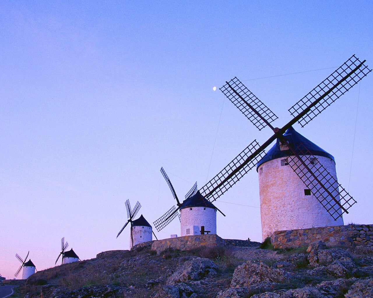 Пейзаж из ветряных мельниц обои