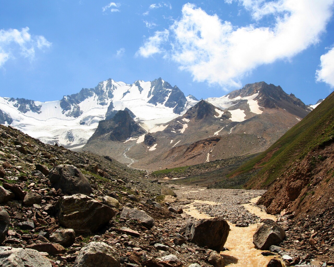 Горный пейзаж обои